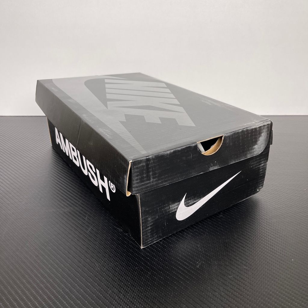 Shop Nike Air Force 1 Low SP x AMBUSH DV3464-001 Black with premium leather, oversized extended Swoosh detailing, Nike Air cushioning and collaborative streetwear styling.