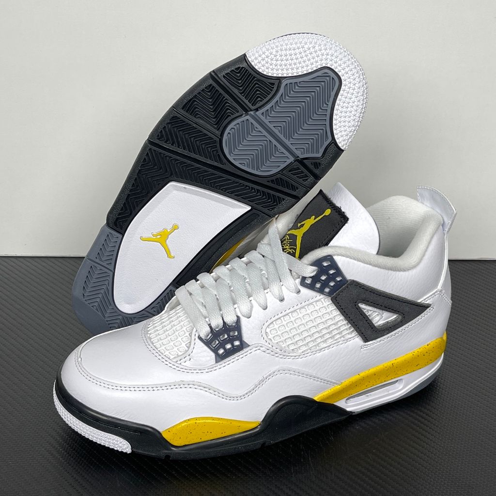 Air Jordan 4 Retro Rare Air Tour Yellow IO2463-102 White Yellow side view