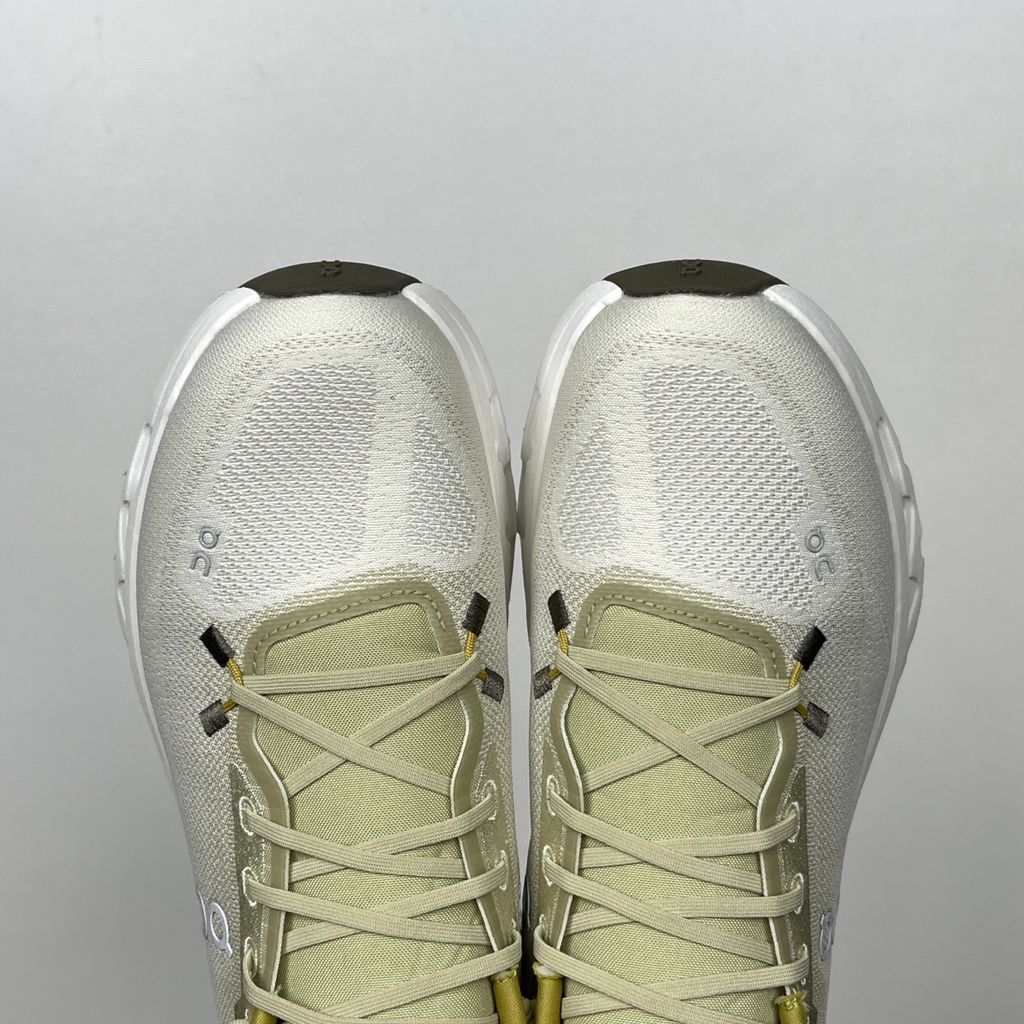 On Cloudtilt 3ME10104303 Caper Ghost men's walking sneakers side view