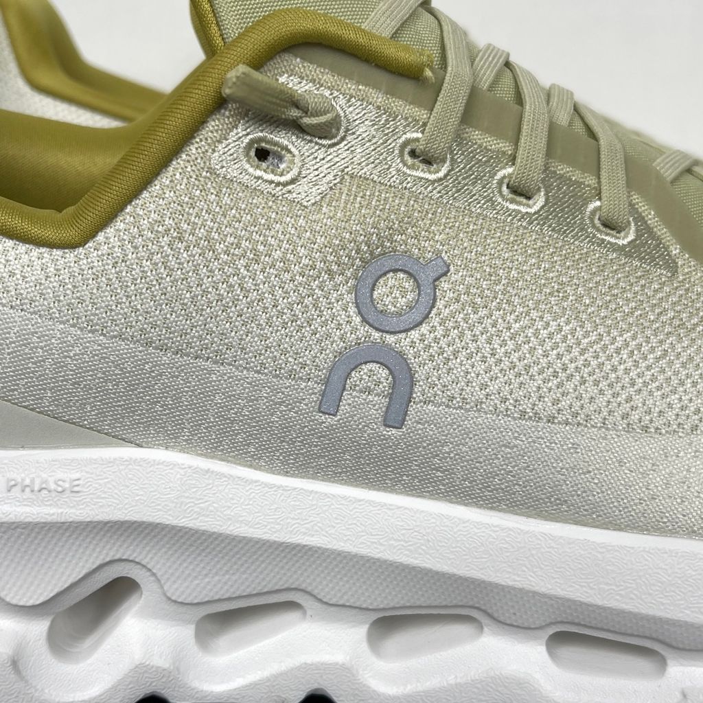 On Cloudtilt 3ME10104303 Caper Ghost men's walking sneakers side view