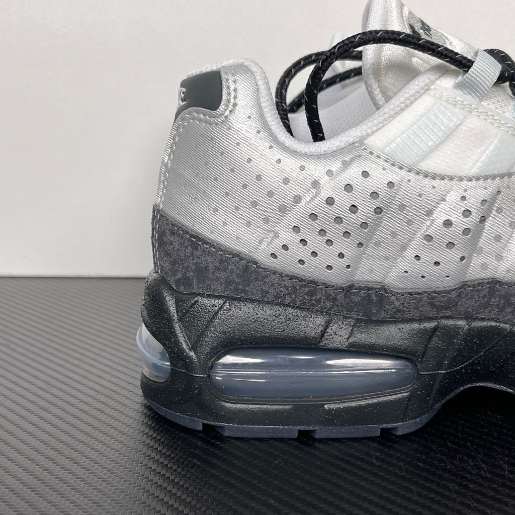 Nike Air Max 95 Big Bubble Seongsu IQ3363-025 Photon Dust Metallic Silver side view