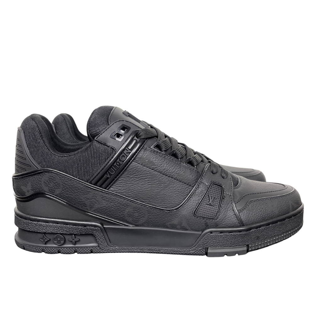 Shop Louis Vuitton LV Trainer Sneaker 1AHDBE in Noir Black with Monogram grained calf leather, rubber signatures, Monogram Flower outsole and Italian craftsmanship.
