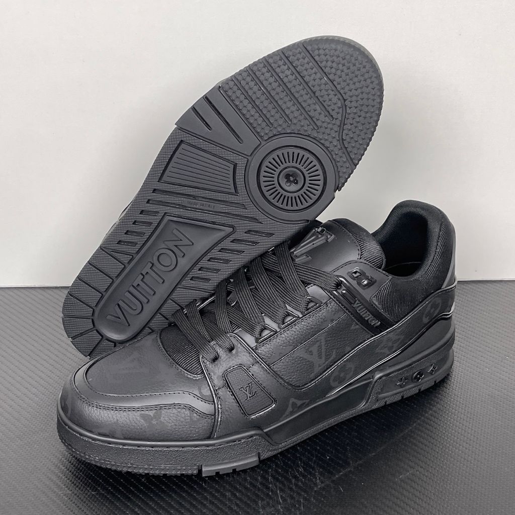Shop Louis Vuitton LV Trainer Sneaker 1AHDBE in Noir Black with Monogram grained calf leather, rubber signatures, Monogram Flower outsole and Italian craftsmanship.