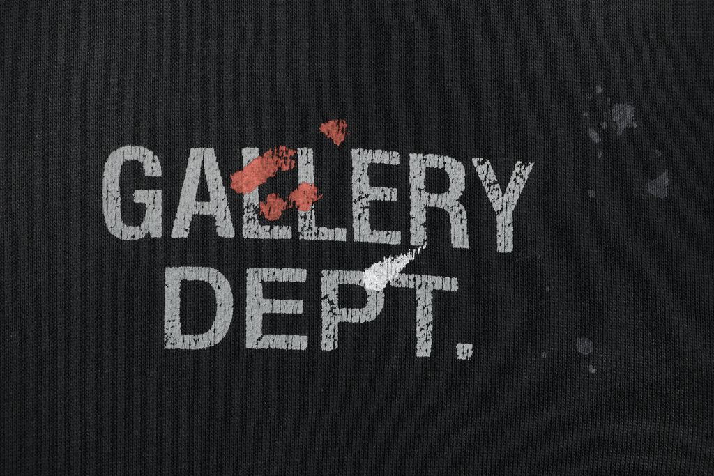 Gallery Dept Sun-Faded Cropped Boxy Graphic Sweatshirt