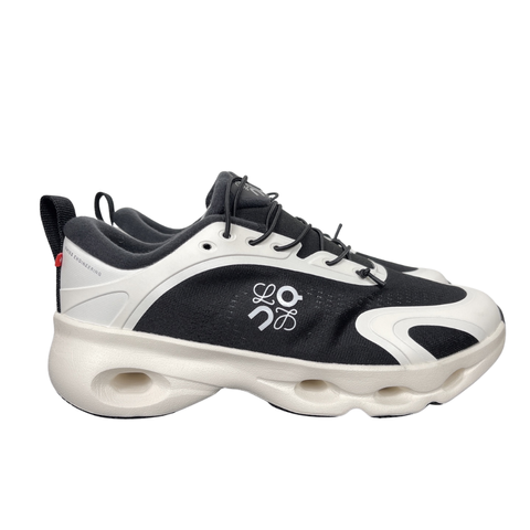 Shop On x LOEWE Cloudsolo 3MF30664605 in Black and Eggshell with engineered mesh, TPU overlays, unique CloudTec cushioning and dual lacing.