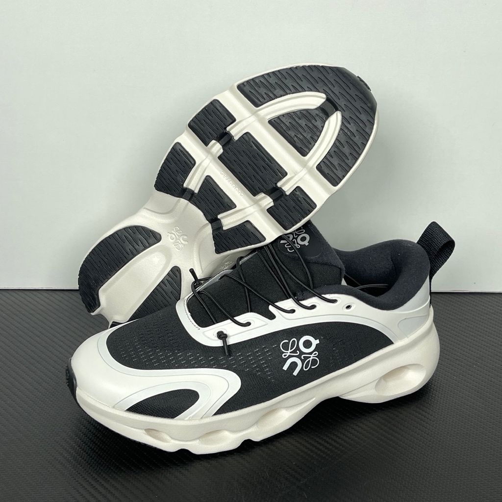 Shop On x LOEWE Cloudsolo 3MF30664605 in Black and Eggshell with engineered mesh, TPU overlays, unique CloudTec cushioning and dual lacing.
