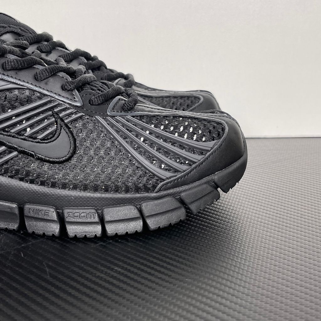 Shop Nike Zoom Skylon 11 IU7360-002 in Black and Anthracite with breathable mesh, Air Zoom cushioning, Cushlon foam and retro Y2K running style.