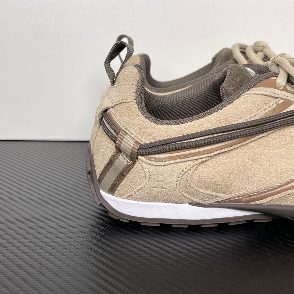 Balenciaga Radar Velvety Sneaker 865703 WSTSU 9020 Beige Brown Men's Sneakers