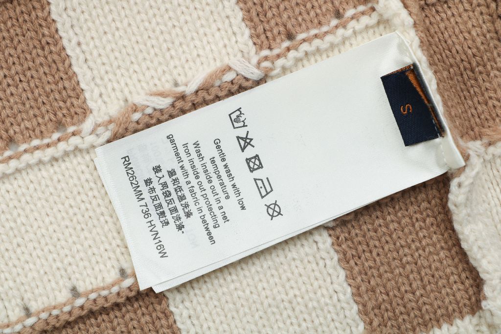 5556ec8e