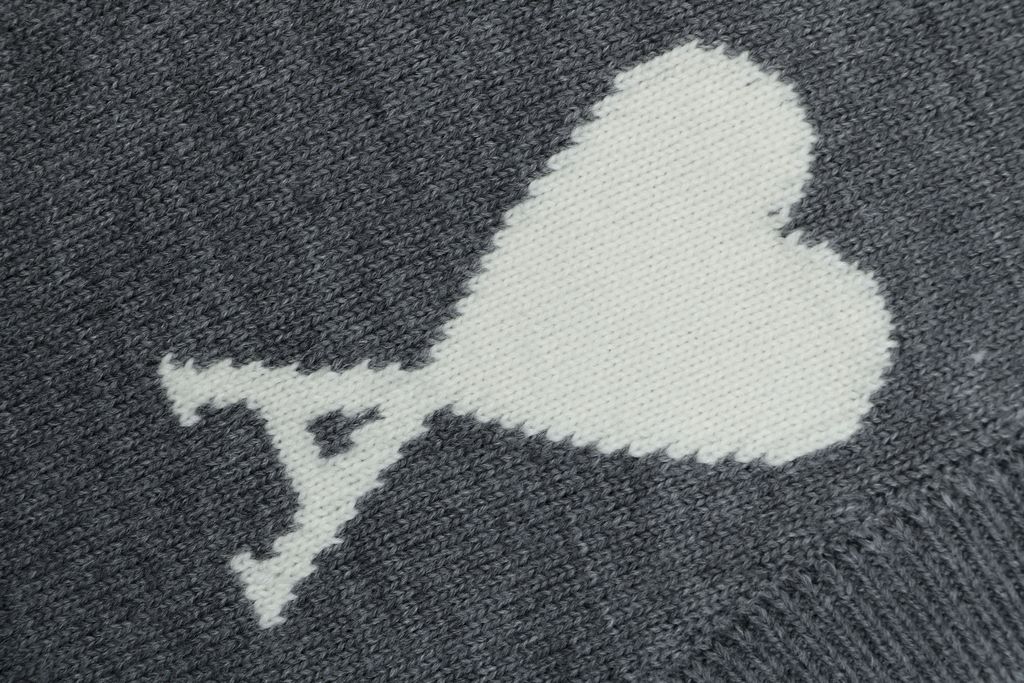 AMI Paris Grey Heart Intarsia Knit Vest