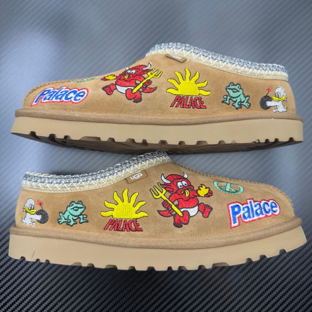 img_7f5bb817_20251026_i1761422175830_4070_0_0.jpgShop UGG x Palace Tasman Slipper 1157290-CHE in Chestnut suede with embroidered Palace graphics, braided collar, plush lining, EVA midsole and Treadlite outsole.
