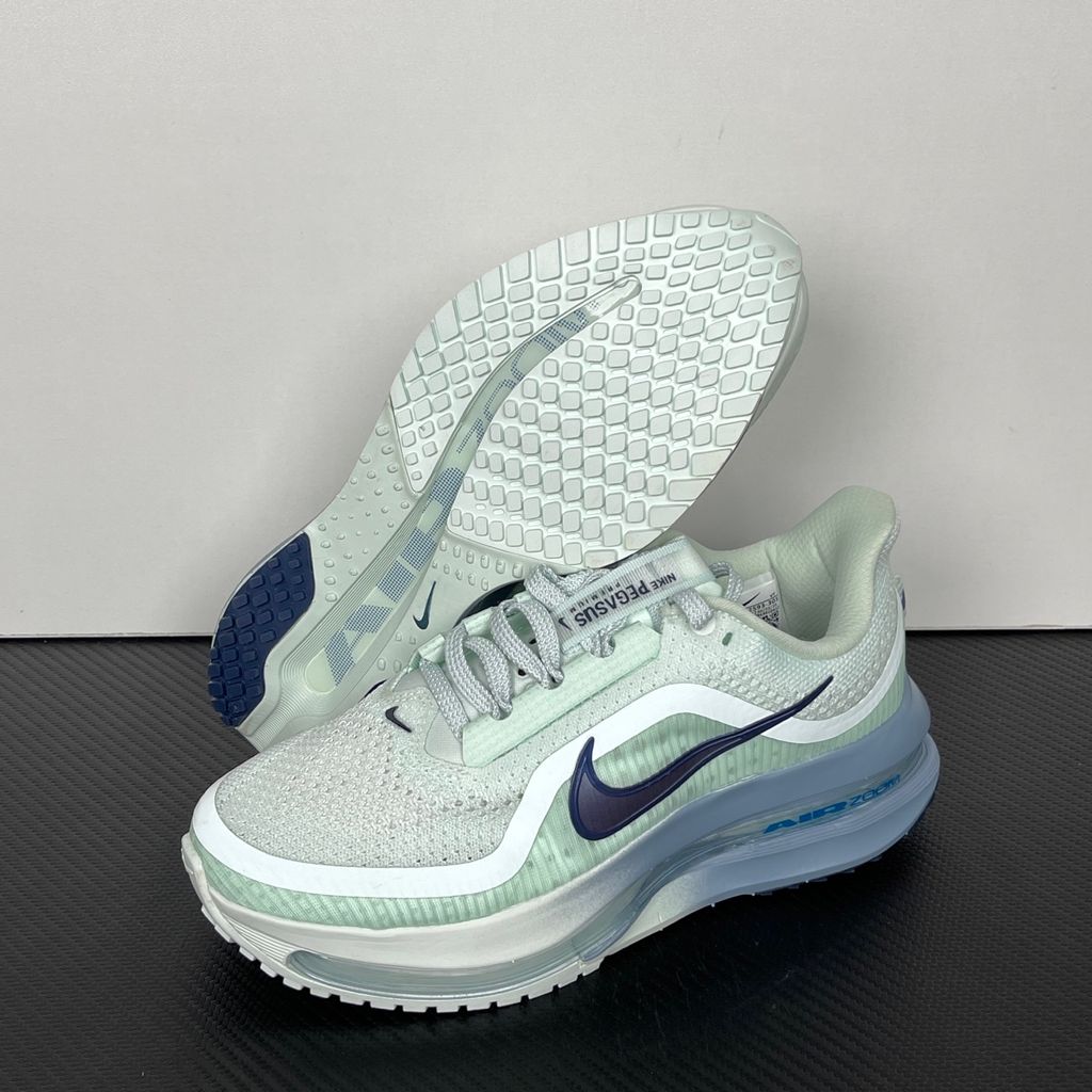 Nike Pegasus Premium HQ2593-301 Barely Green Work Blue women's running shoes Nike Pegasus Premium Barely Green HQ2593-301 ZoomX Air Zoom ReactX running shoes Nike HQ2593-301 Barely Green Work Blue Football Grey Blue Void Pegasus Premium