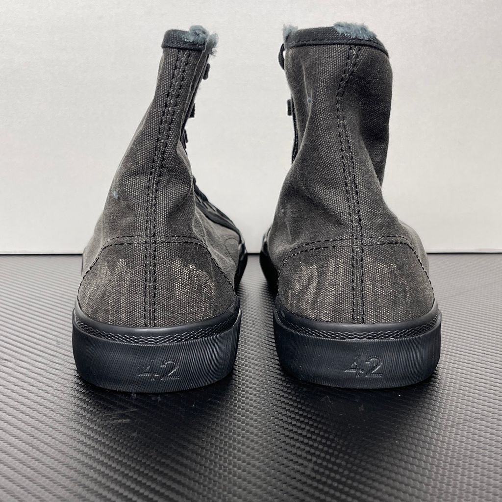 Balenciaga Paris High 688752 W3RC1 1090 Black destroyed canvas sneakers Balenciaga Paris High Black 688752W3RC11090 distressed high top canvas shoes Balenciaga 688752 W3RC1 1090 Black vulcanized canvas high top sneakers