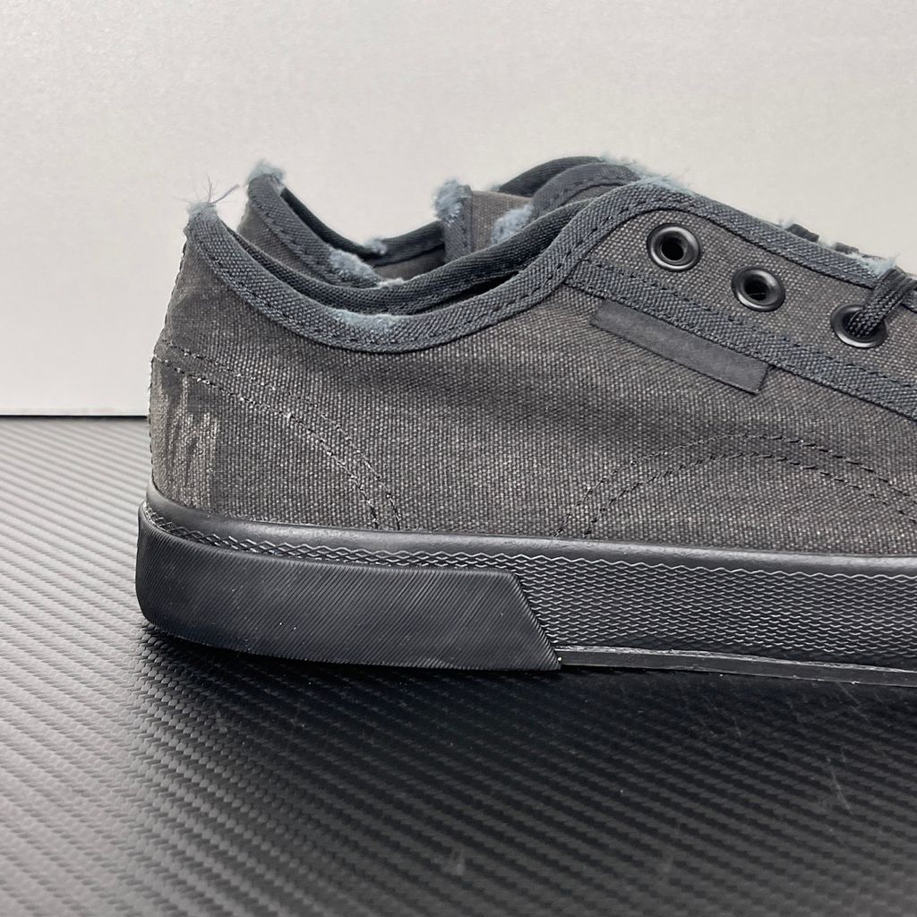 Balenciaga Paris Mid 688754 W3RC1 1090 Black destroyed canvas sneakers Balenciaga Paris Mid Black 688754W3RC11090 distressed canvas shoes Balenciaga 688754 W3RC1 1090 Black vulcanized canvas luxury sneakers