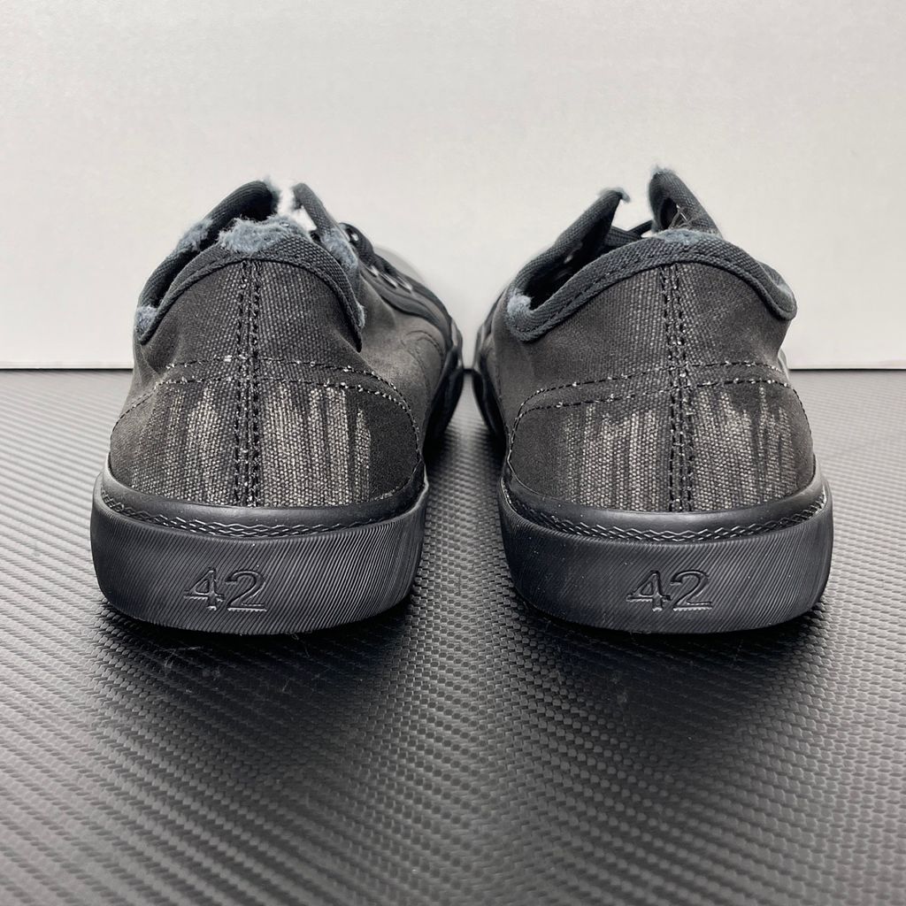 Balenciaga Paris Mid 688754 W3RC1 1090 Black destroyed canvas sneakers Balenciaga Paris Mid Black 688754W3RC11090 distressed canvas shoes Balenciaga 688754 W3RC1 1090 Black vulcanized canvas luxury sneakers
