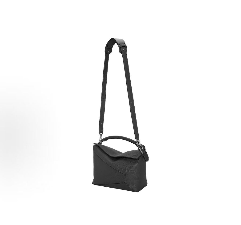 LOEWE Puzzle Bag B510P49X04-1100 Black Grained Calfskin