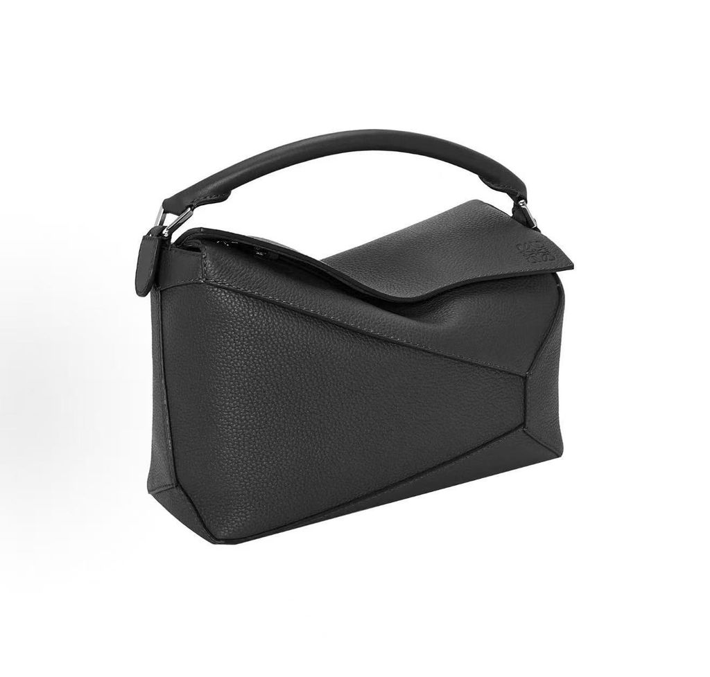 LOEWE Puzzle Bag B510P49X04-1100 Black Grained Calfskin