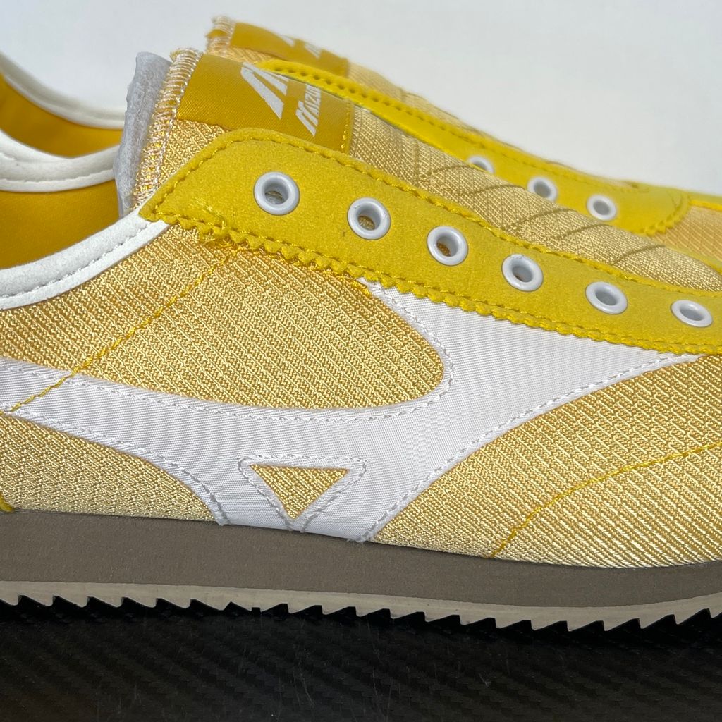 Mizuno LG 60S Slip-On D1GH240216 Yellow Star White Chocolate Brown Sneakers