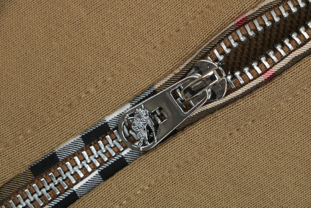 15f22738