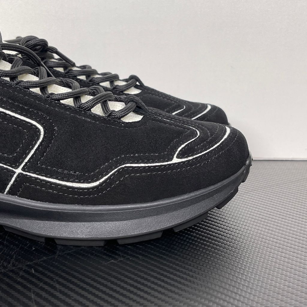 Shop Chanel 26A Sneakers G47416 B25250 UB774 in Black calfskin and suede calfskin with contrast piping, CC logo and substantial lifestyle sole.