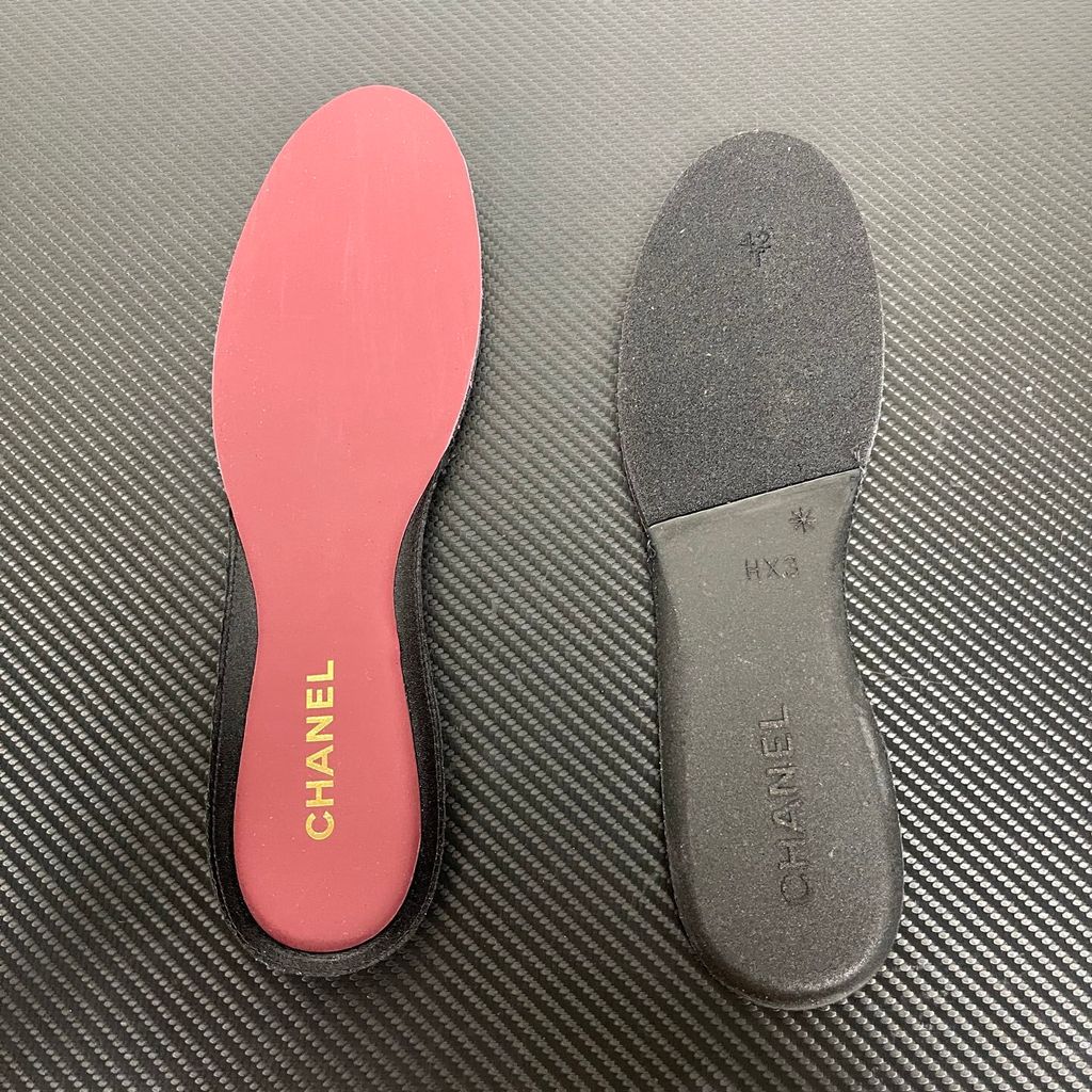 Shop Chanel 26A Sneakers G47416 B25250 UB774 in Black calfskin and suede calfskin with contrast piping, CC logo and substantial lifestyle sole.