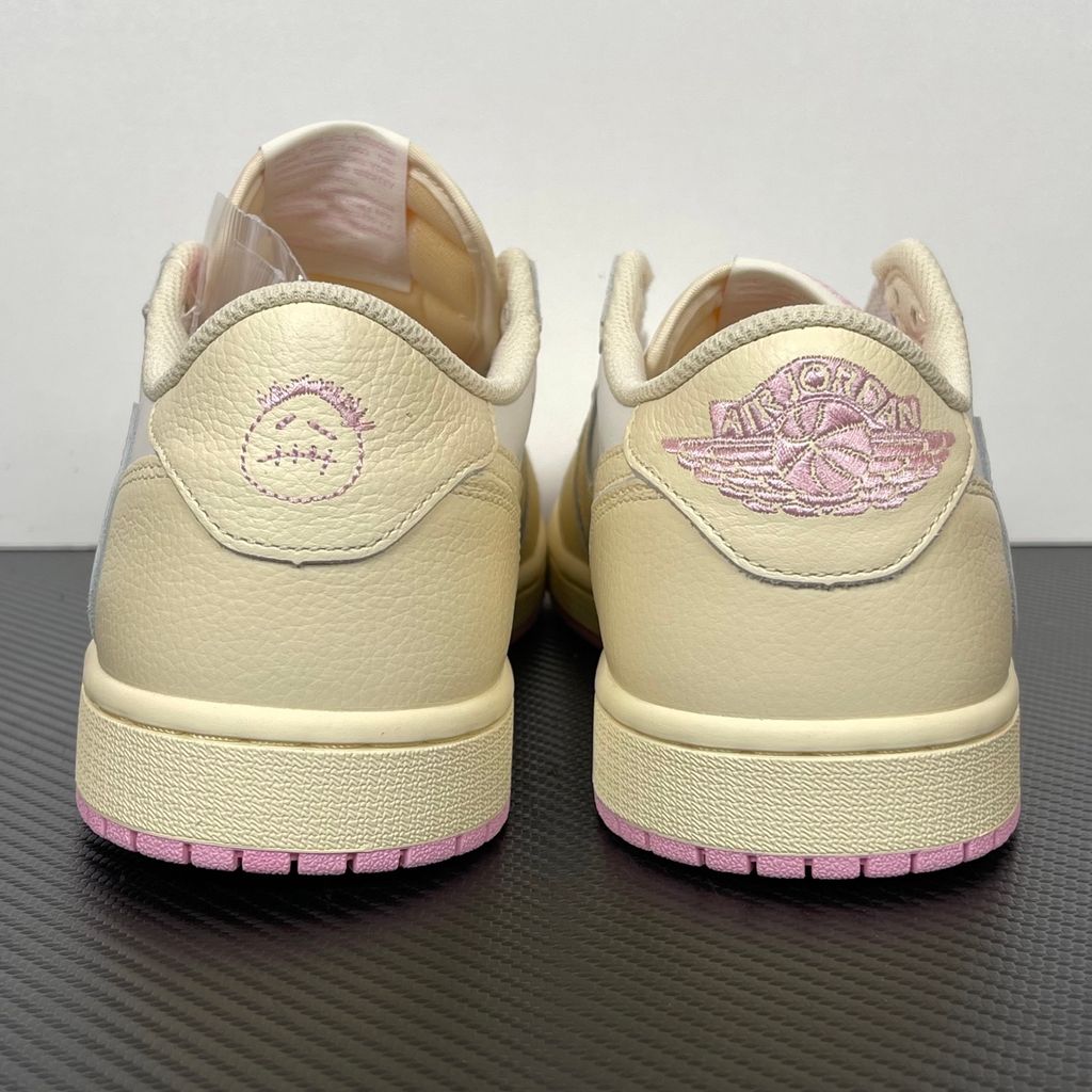 Travis Scott x Air Jordan 1 Low OG SP IQ7604-100 Muslin Shy Pink Sneakers