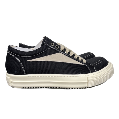 Rick Owens DRKSHDW Vintage Sneaks DU01F4803-DOLVH4-911 Black Milk Milk Men's Low-Top Sneakers with 13oz Overdyed Black Denim Upper, Milk Suede Leather Side Appliqué, Contrast Stitching, Eight-Eyelet Lace-Up Design and 3.5cm Shark-Tooth Rubber Sole
