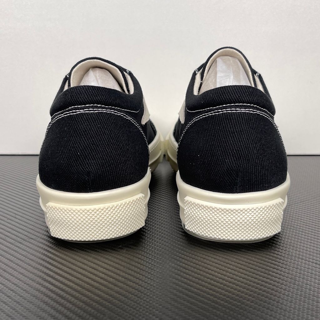 Rick Owens DRKSHDW Vintage Sneaks DU01F4803-DOLVH4-911 Black Milk Milk Men's Low-Top Sneakers with 13oz Overdyed Black Denim Upper, Milk Suede Leather Side Appliqué, Contrast Stitching, Eight-Eyelet Lace-Up Design and 3.5cm Shark-Tooth Rubber Sole
