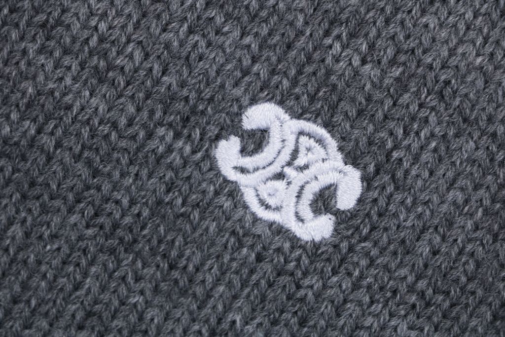 CELINE Triomphe back letter crew neck sweater blended knit relaxed fit seamless computerized knit pullover sizes S-XL