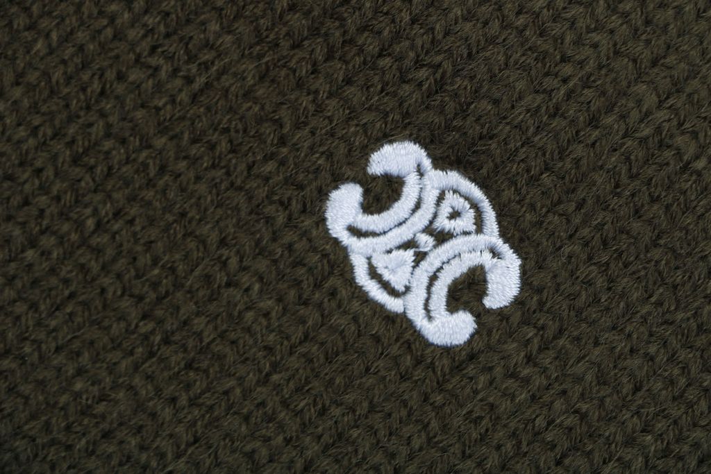CELINE Triomphe back letter crew neck sweater blended knit relaxed fit seamless computerized knit pullover sizes S-XL