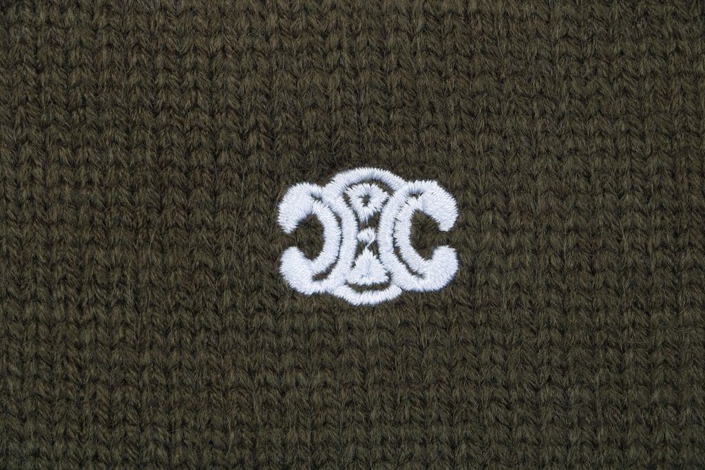 CELINE Triomphe back letter crew neck sweater blended knit relaxed fit seamless computerized knit pullover sizes S-XL