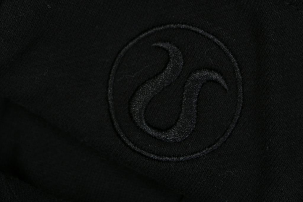 Scuba fitted yoga hooded jacket black standard label brushed cotton blend full zip activewear contoured waist ribbed side panels thumbholes sizes 4-10