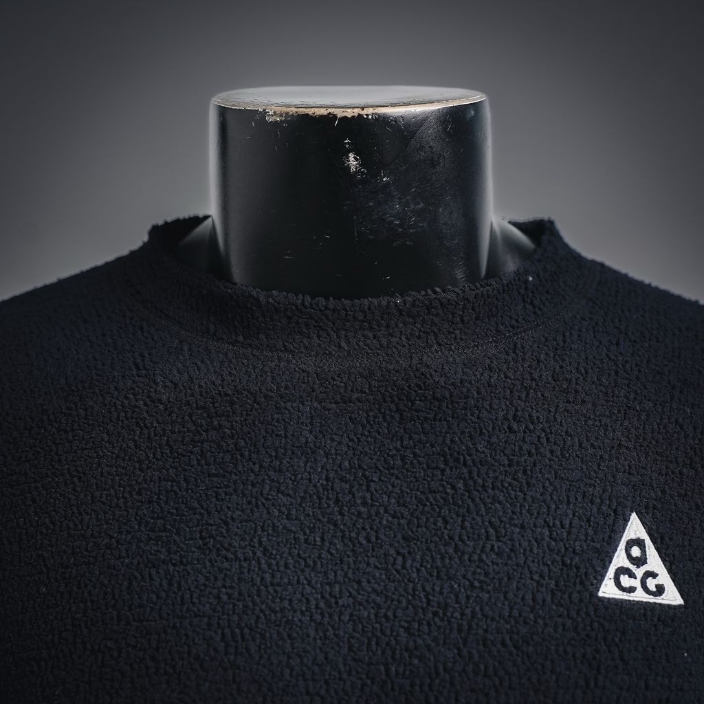 Nike ACG Polartec Air Fleece crew neck long sleeve black lightweight breathable quick drying contrast panel outdoor performance top sizes S-XL