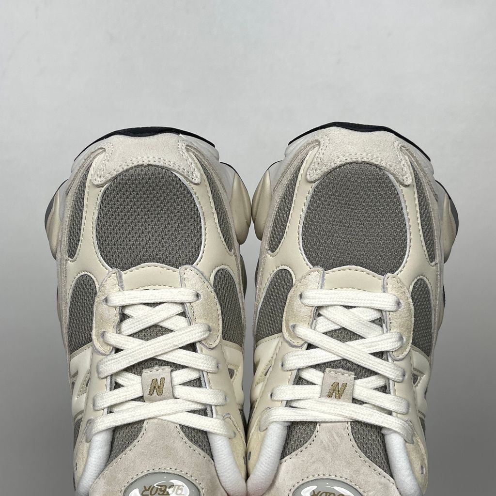 New Balance 9060 U90609OG Grey White Sneakers with Suede Mesh Upper and Chunky Running-Inspired Sole