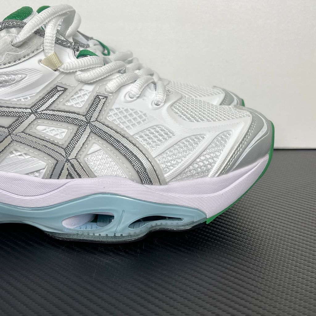 ASICS x HIDDEN NY GEL-KINETIC 2.0 1203B169-100 White Castle Rock Sneakers