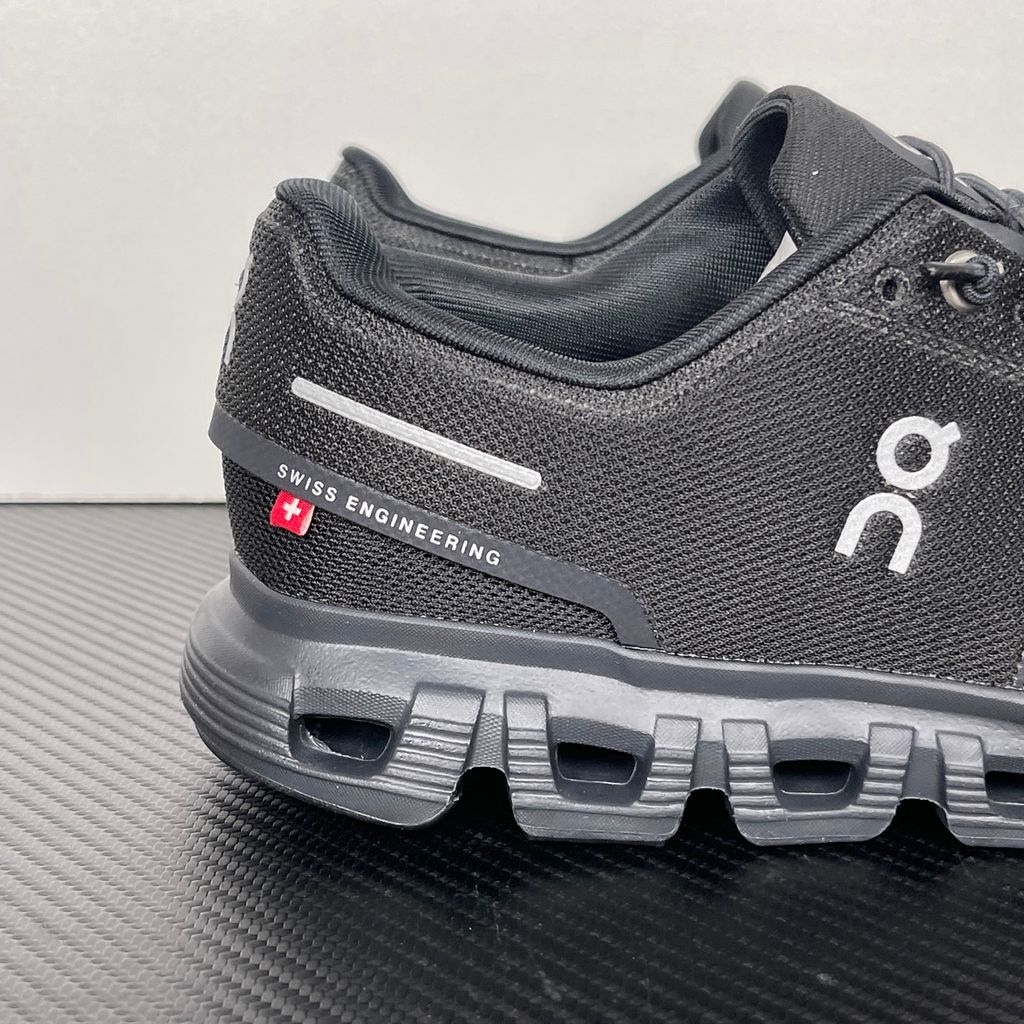 On Cloud 6 3MF10071043 Black Black Men's Lifestyle Shoes