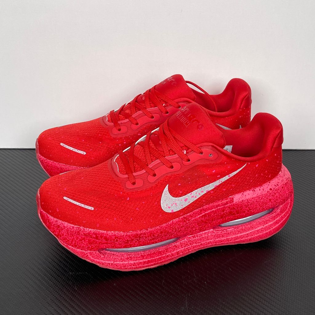 Nike Vomero Premium IU2827-600 University Red Hyper Pink Running Shoes
