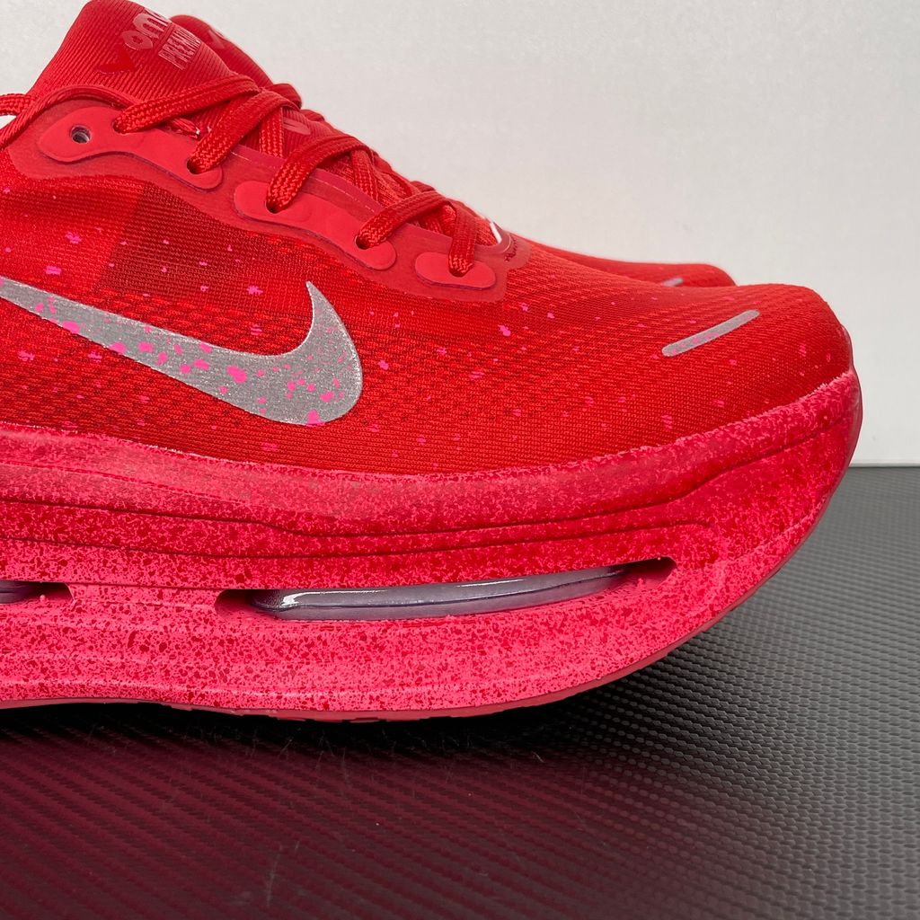 Nike Vomero Premium IU2827-600 University Red Hyper Pink Running Shoes