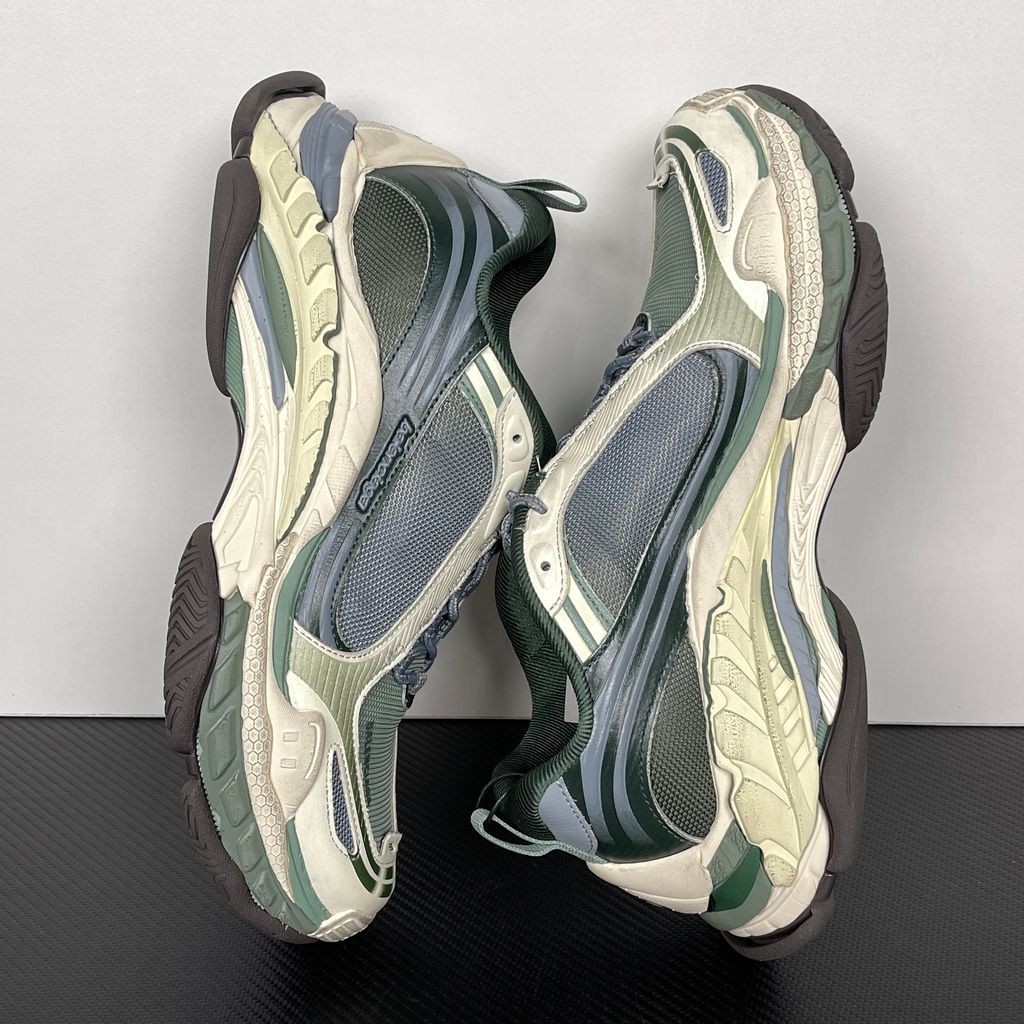 Balenciaga Triple S.2 Gradient 865849WTR2G4491 Green Beige Grey Sneakers