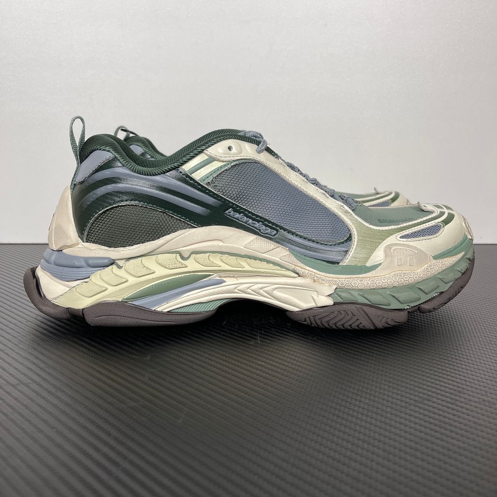 Balenciaga Triple S.2 Gradient 865849WTR2G4491 Green Beige Grey Sneakers