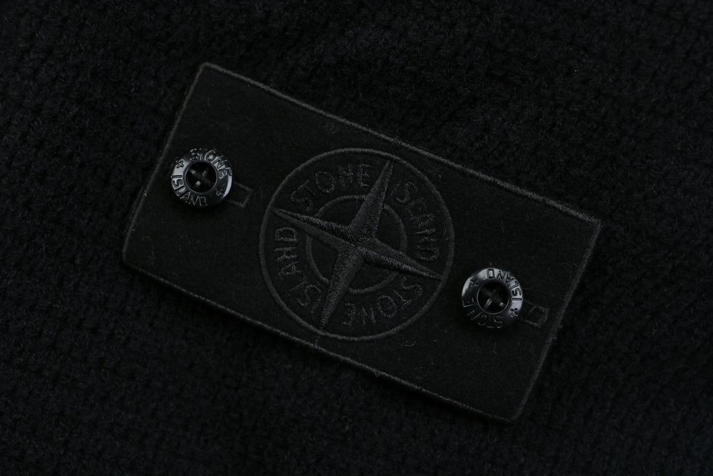 Stone Island Black Badge high neck fleece knit jacket custom Arctic fleece soft warm breathable stretch abrasion resistant winter outdoor outerwear sizes S-XL