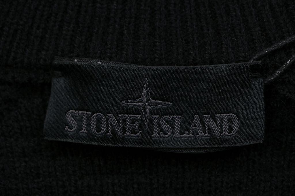 Stone Island Black Badge high neck fleece knit jacket custom Arctic fleece soft warm breathable stretch abrasion resistant winter outdoor outerwear sizes S-XL