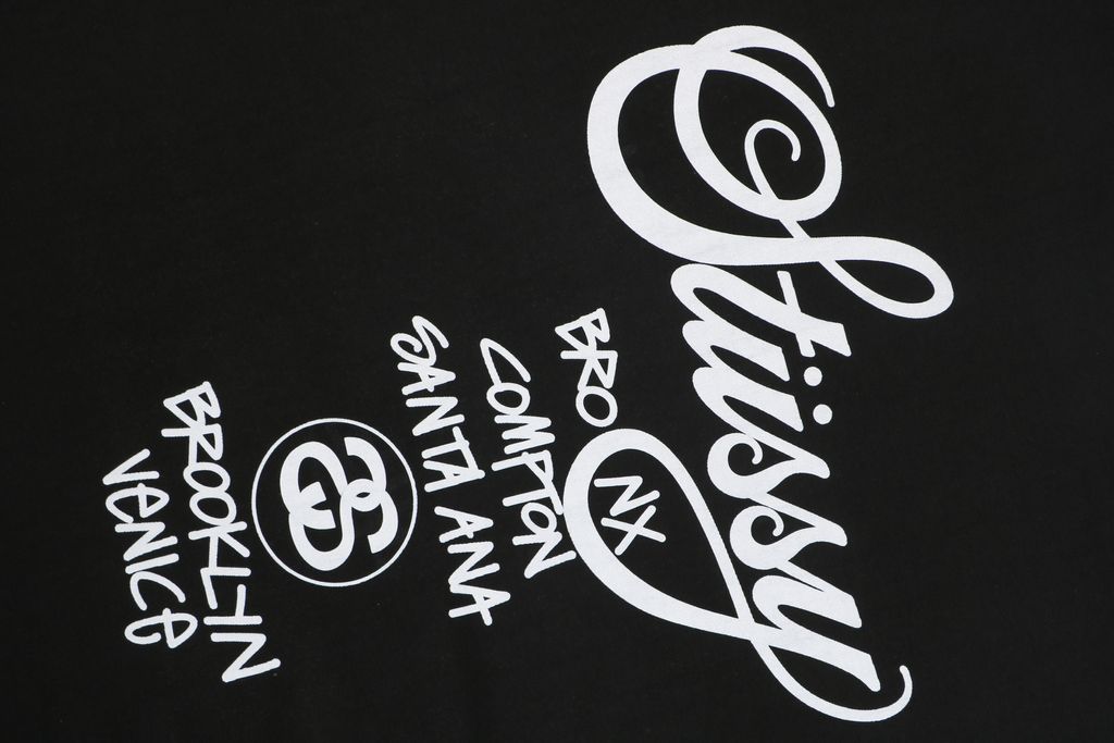 Stussy Tour graffiti letter print long sleeve T-shirt 230g combed cotton digital direct print 32 count rib crew neck relaxed streetwear tee sizes S-XL