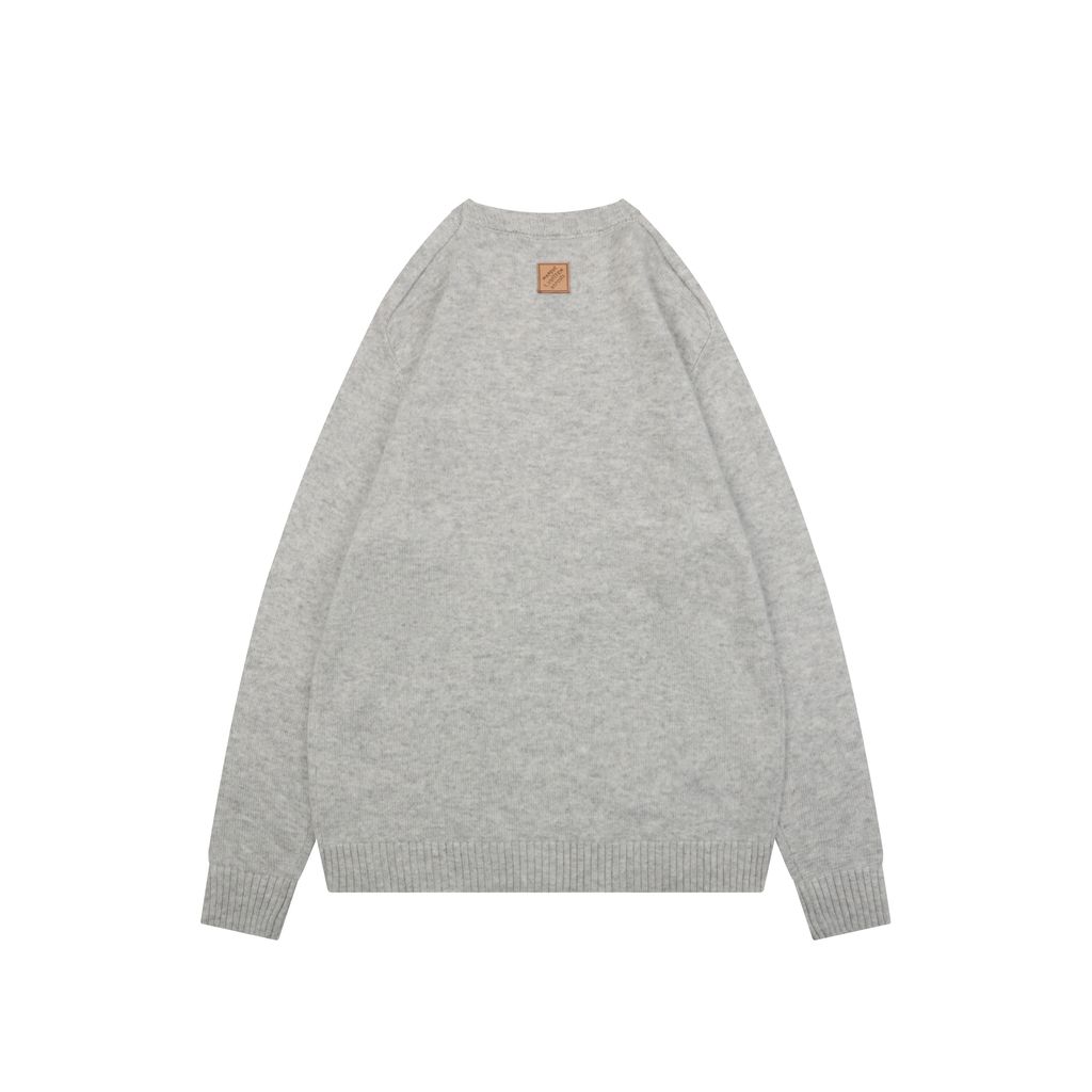 Louis Vuitton Monogram leather patch crew neck sweater 100 percent cotton knit embossed cowhide rear neck patch garment washed pullover sizes S-XL