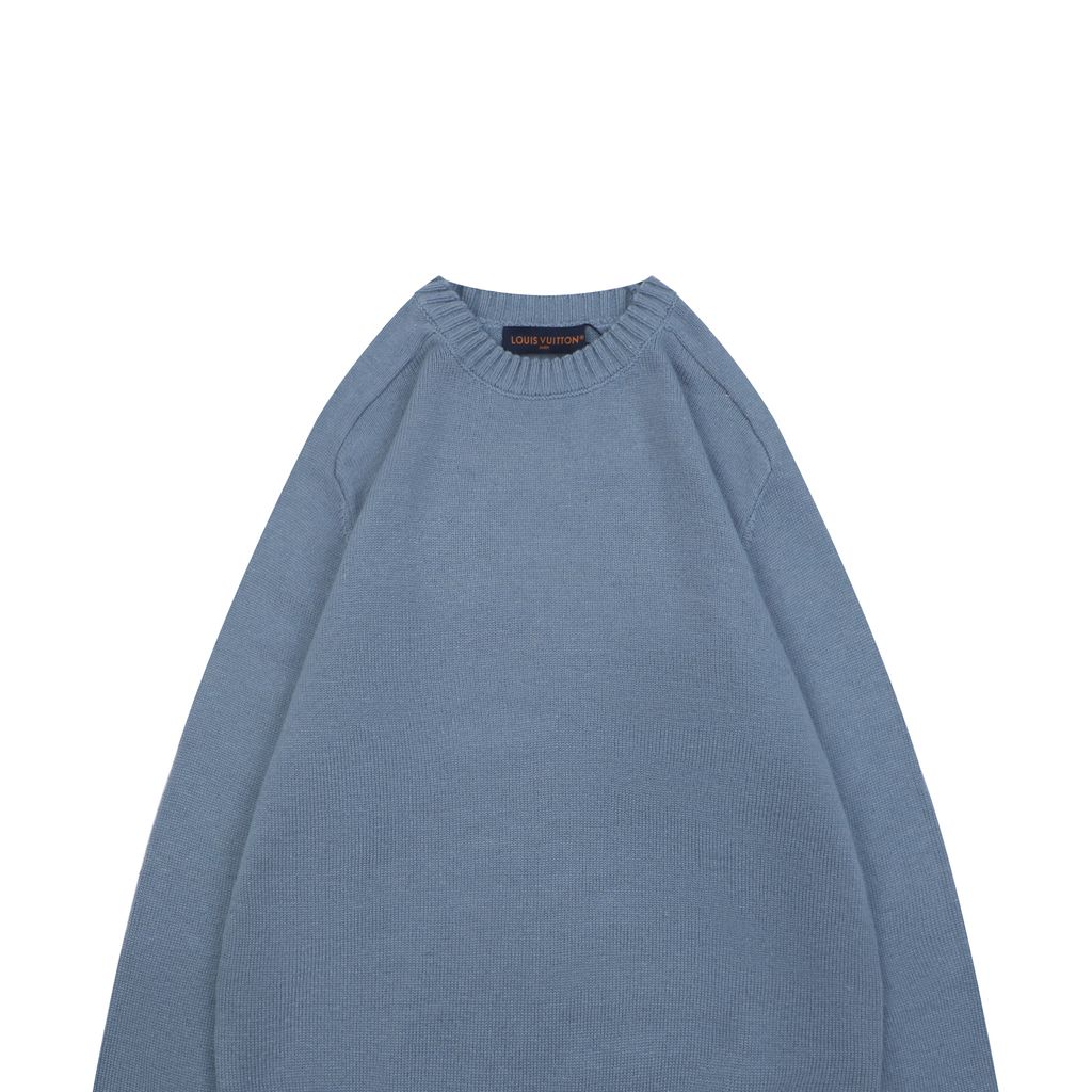 Louis Vuitton Monogram leather patch crew neck sweater blue 100 percent cotton knit embossed cowhide rear neck patch garment washed pullover sizes S-XL