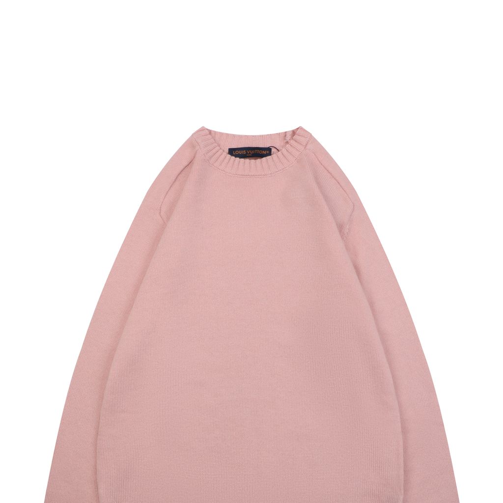 Louis Vuitton Monogram leather patch crew neck sweater pink 100 percent cotton knit embossed cowhide rear neck patch garment washed pullover sizes S-XL