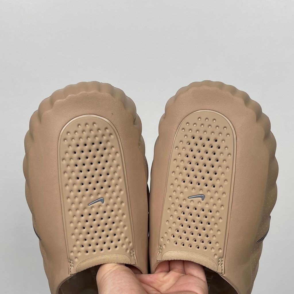 Nike Mind 001 HQ4307-200 Hemp Sanddrift Pregame Mules