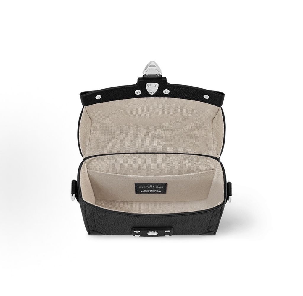 Louis Vuitton M11516 Soul Trunk messenger bag black Colorado leather removable adjustable shoulder strap crossbody bag mens 20 x 7 x 14 cm