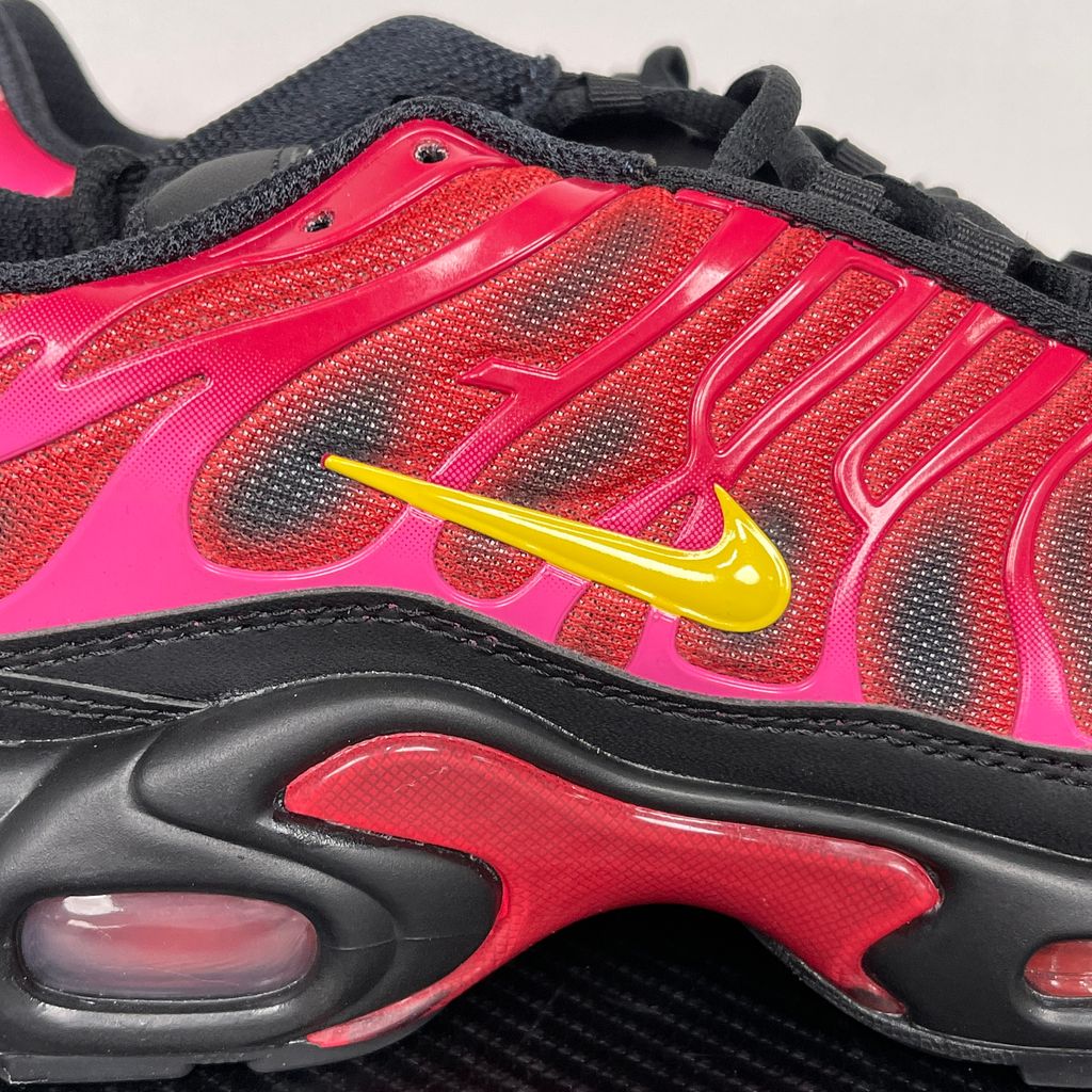 Supreme x Nike Air Max Plus DA1472-600 University Red Shoes