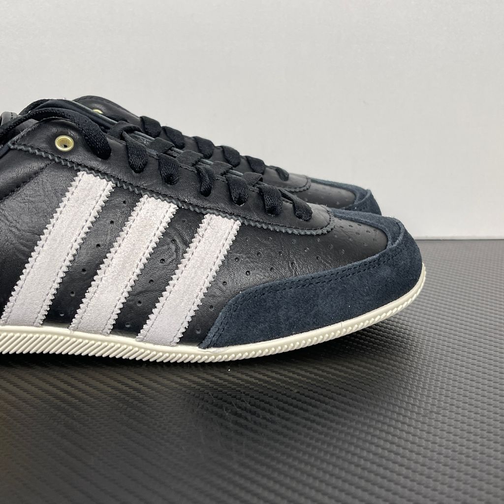 adidas Japan IH5490 Core Black Cloud White Shoes